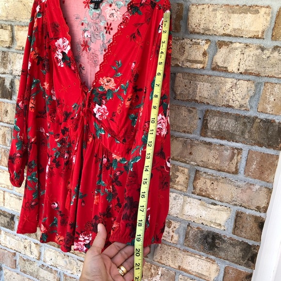 Torrid Red Floral Babydoll Eyelet Elastic Back Bishop Sleeve Lace-Up Top 3 = 3X - Picture 13 of 15